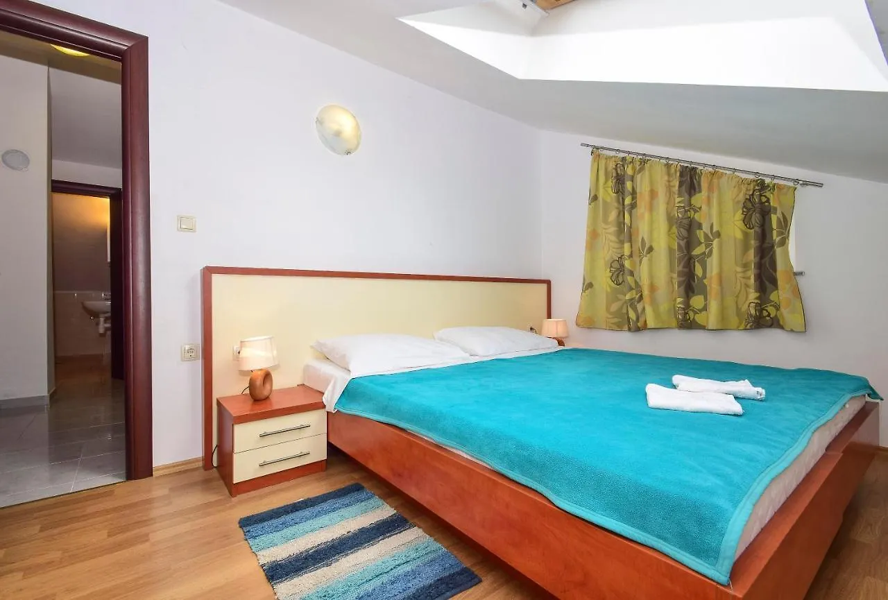 Apartments Komadina 596 Gostinjska kuća Vlasici